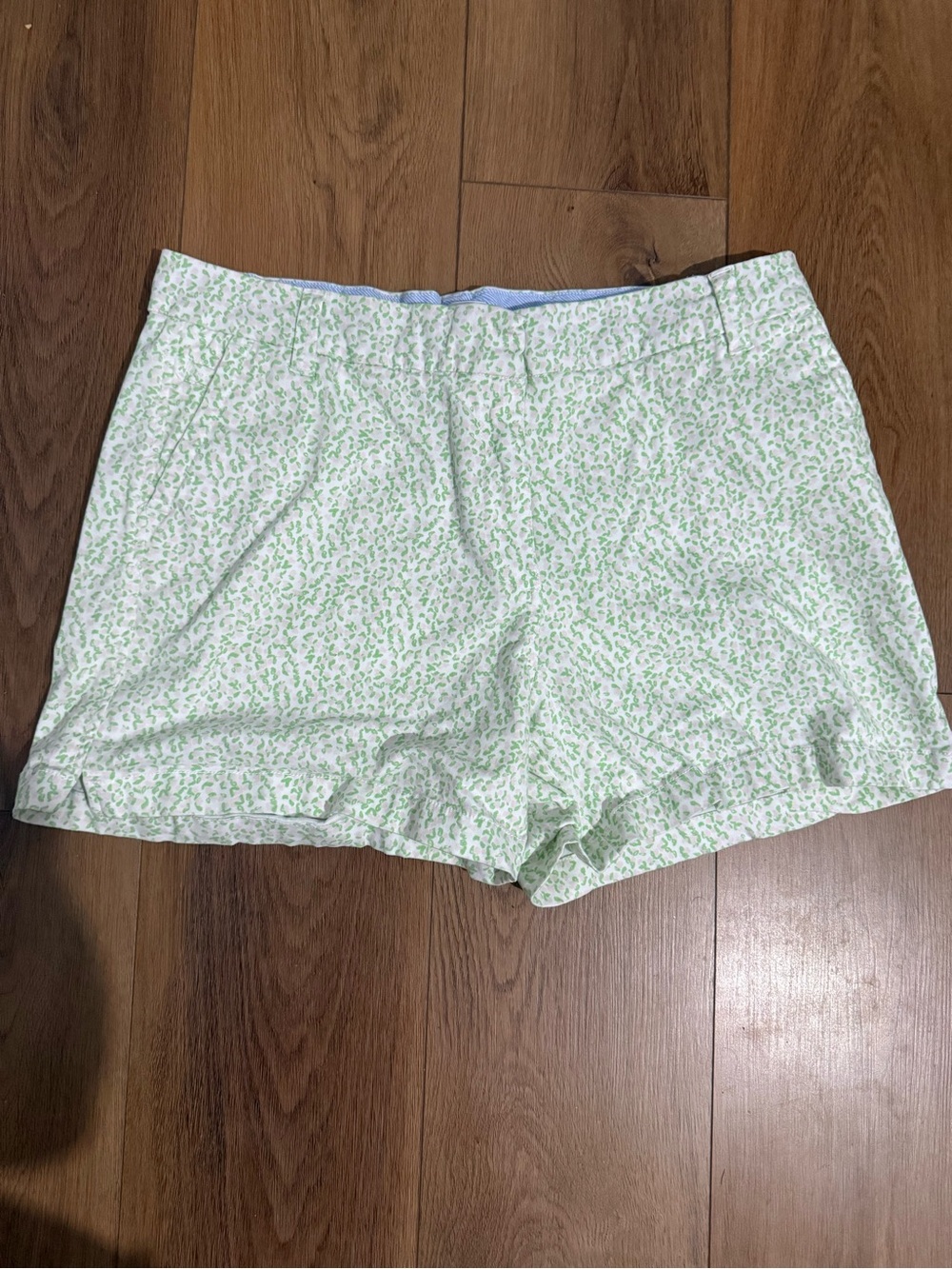 crown & ivy White Shorts with Light Green Floral Print